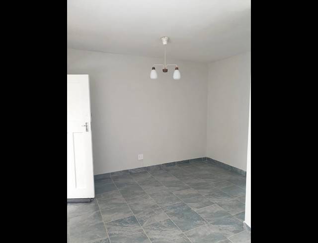 2 BEDROOM FLAT FOR SALE IN PEACEHAVEN